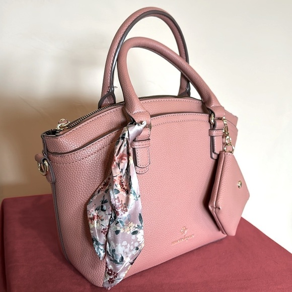 Nanette Lepore convertible handbag crossbody + zip coin pouch $108 MSRP - Picture 4 of 13